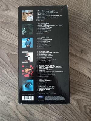 Music on CD Garth Brooks - CD box set - includes 8 cd's