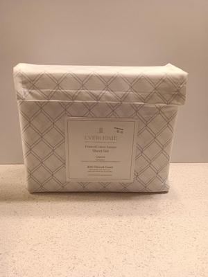 Brand-new Queen-Sized sheet set - Printed Cotten Sateen 400 thread count