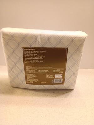 Brand-new Queen-Sized sheet set - Printed Cotten Sateen 400 thread count