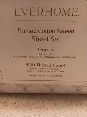 Brand-new Queen-Sized sheet set - Printed Cotten Sateen 400 thread count