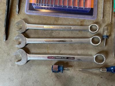SPADE BIT SET, SCREWDRIVERS, COMBINATION WRENCHES