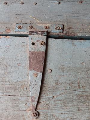 Primitive toolbox with inside drawer