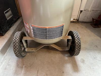 PORTABLE PRO AIR 20 GALLON AIR COMPRESSOR
