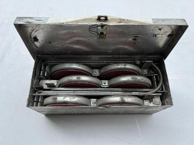 Ford Metal Box with 3 Flares