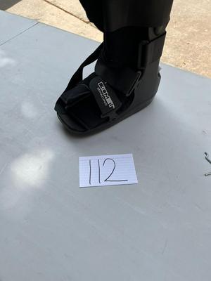 Bomet Bracing Black Shoe