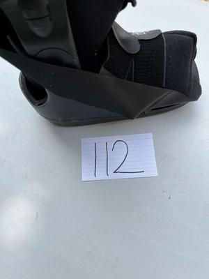 Bomet Bracing Black Shoe