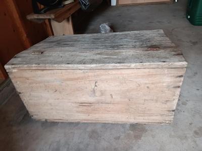 Primitive wooden storage box / toolbox