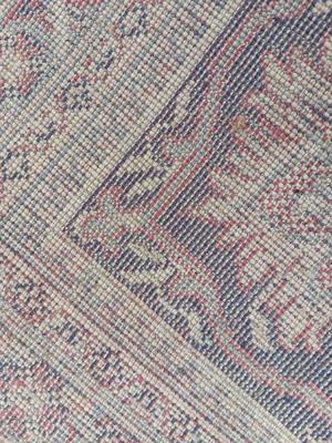 Large Vintage Antique Persian area rug - room sized 97" x 137"