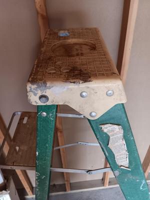 Fiberglass Six foot step ladder for commercial & Electrical