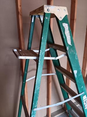 Fiberglass Six foot step ladder for commercial & Electrical