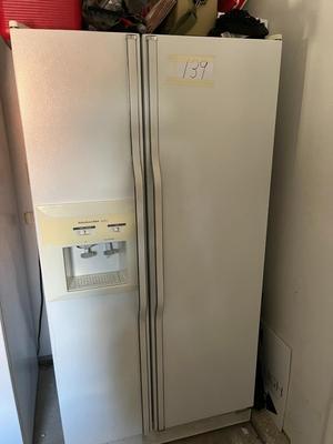 Kitchen Aid Side by Side Refrigerator / Freezer White