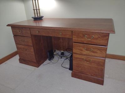 Wood Finish Knee Hole Desk- Approx 59" x 29" x 29" Tall (No Contents)