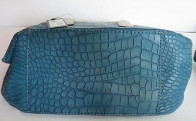 Ladies Guess Handbag, Read Description