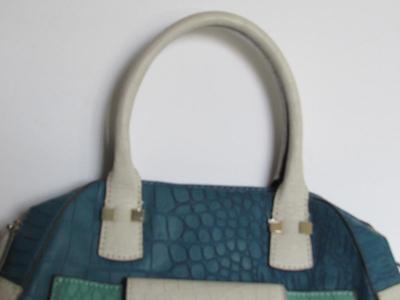 Ladies Guess Handbag, Read Description