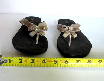 Fun Decorative Flip Flops, Guess