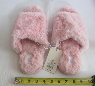 Women's So Soft and Furry Slippers, Never Used, 9-10
