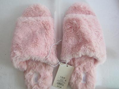Women's So Soft and Furry Slippers, Never Used, 9-10