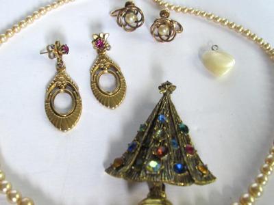 Vintage Jewelry, Hollycraft Tree Pin, GF Earrings, Faux Pearls, More
