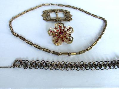 Misc Jewelry Lot