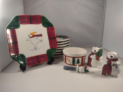 Pfaltzgraff Snow Bear Luncheon Plates (8 Pc), Salt & Pepper Shakers, and Dip Bowl with Spreader