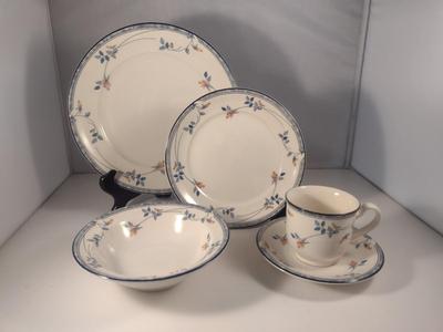 Keltcraft Ireland Dinnerware- Eastfair Pattern- Approx 62 Pieces