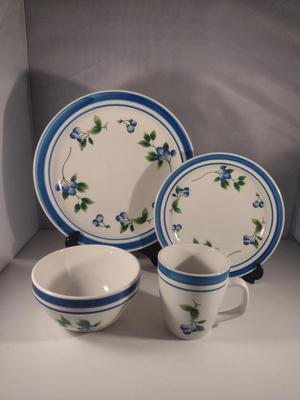 L.L. Bean Dinnerware- Blueberry Pattern- Approx 31 Pieces