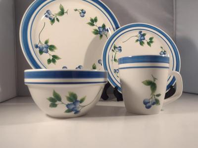 L.L. Bean Dinnerware- Blueberry Pattern- Approx 31 Pieces