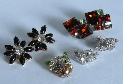Rhinestone Earrings and Cat Head Pin Lot
