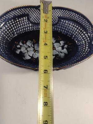 Cluj-Napoca Cemarom Romanian Reticulated Porcelain Hand Decorated Bowl