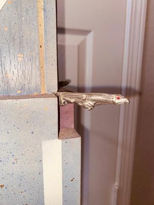 Super Cool Sears Tower Bird House standing 43” Tall
