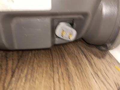 Kenmore Aspiradora Vacuum Cleaner - with accessories and all hand tools