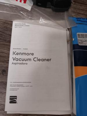 Kenmore Aspiradora Vacuum Cleaner - with accessories and all hand tools