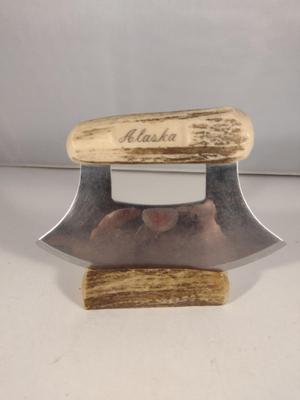 Alaskan Ulu Cutlery with Stand