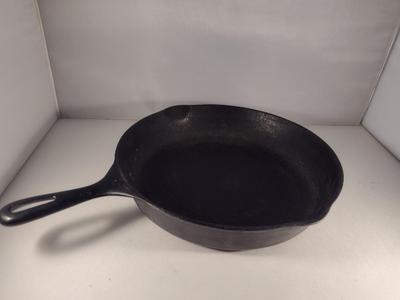 #10 Cast Iron Skillet- Approx 11"