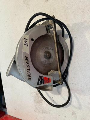 Skilsaw 7 1/4" Circular Saw 574 115 Volts 1 3/4 HP Burnout Protected Motor