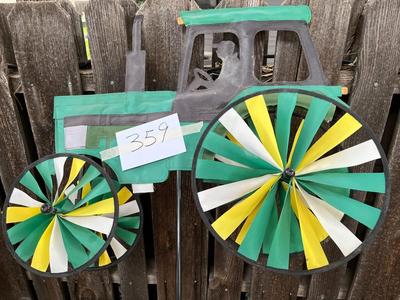 Tractor Shaped Wind Spinner