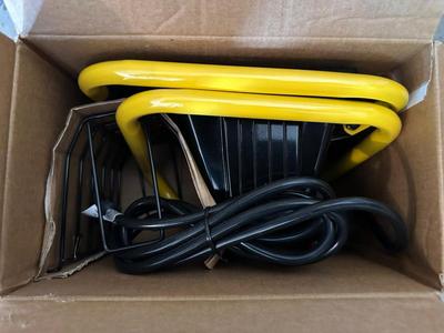 NEW 500 WATT HALOGEN WORK LIGHT AND A CORDLESS SCREWDRIVER