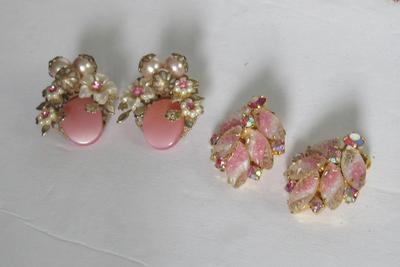 Vintage Pink Rhinestone Earrings