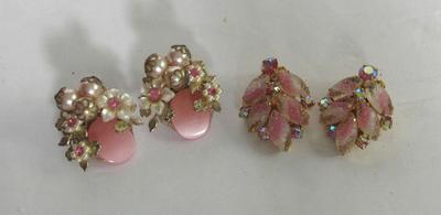 Vintage Pink Rhinestone Earrings