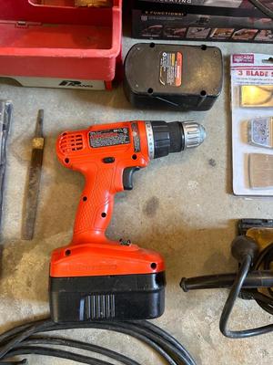 MULTI FUNCTION TOOL, PALM SANDER AND CORDLESS DRILL, ETC