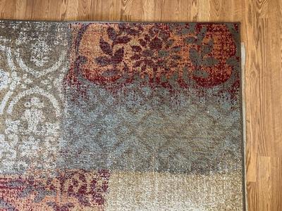 AREA AND ACCENT RUGS