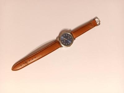 Acuet Japan wristwatch with genuine leather band