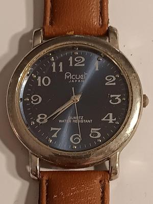 Acuet Japan wristwatch with genuine leather band