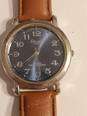 Acuet Japan wristwatch with genuine leather band
