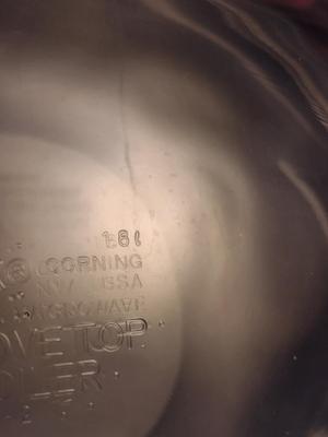 Three Sets of Pyrex Portables Glass Baking Dishes with Lids and Insulated Carry Cases