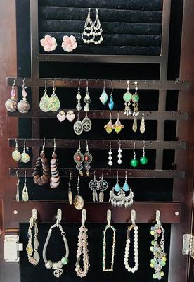 Ladies Jewelry Lot