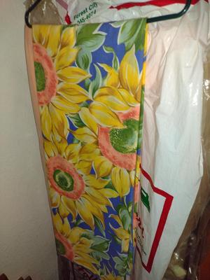 Collection of Table Linens- Table Cloths, Napkins, Placemats