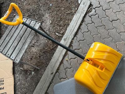 Snow Shovel - Yellow