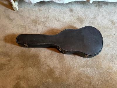 YAMAHA G - 100A ACOUSTIC GUITAR WITH EXTRAS