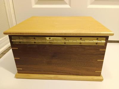 Craftsman 5" VS Random Orbit Sander in Beautiful Custom-made wooden storage box